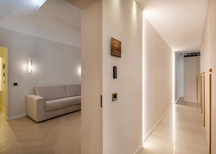 Borghese Boutique 4*